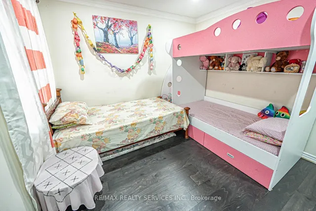 Additional image 23 of 68 Antibes Dr