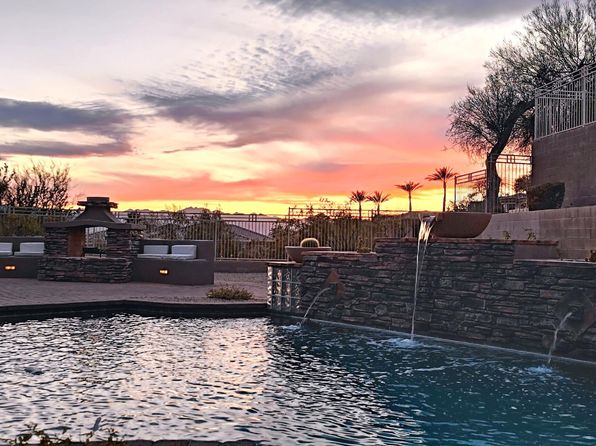 136 E Desert Wind Dr, Phoenix, AZ 85048