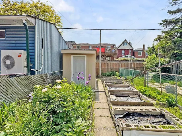 Additional image 32 of 1072 Dufferin St