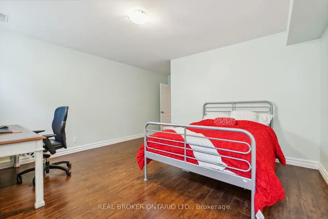 Additional image 36 of 14 Teignmouth Ave