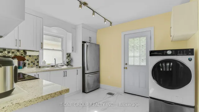 Additional image 17 of 160 Whitney Ave