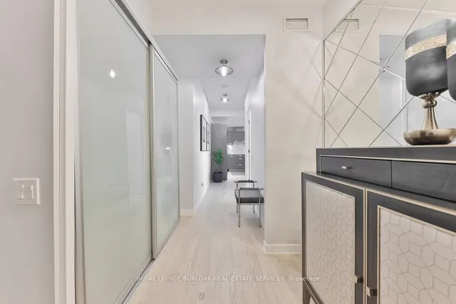 Additional image 10 of 88 Park Lawn Rd Unit 1511