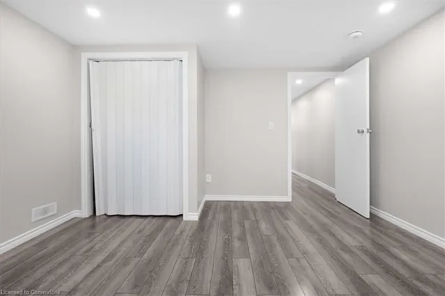 Additional image 33 of 20 Camille Crt