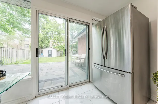 Additional image 15 of 18 Cadillac Ave