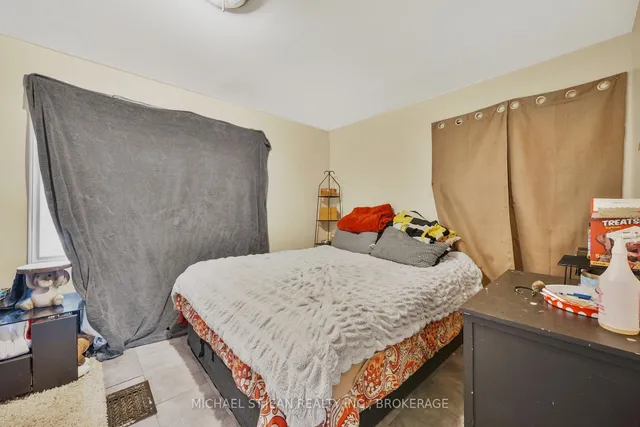 Additional image 16 of 18 Allandale St