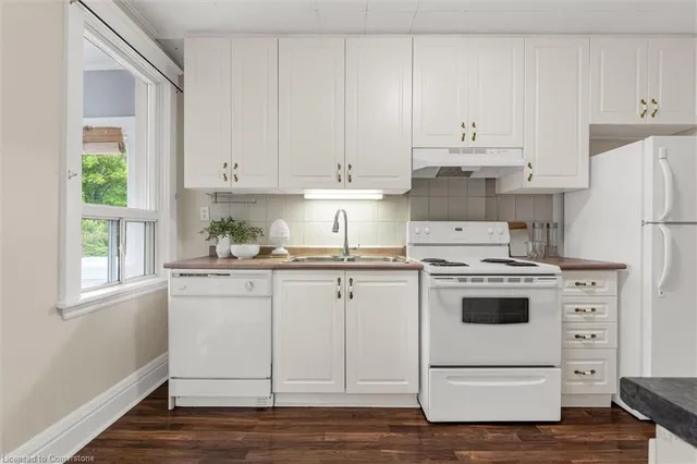 Additional image 11 of 68 Belmont Ave