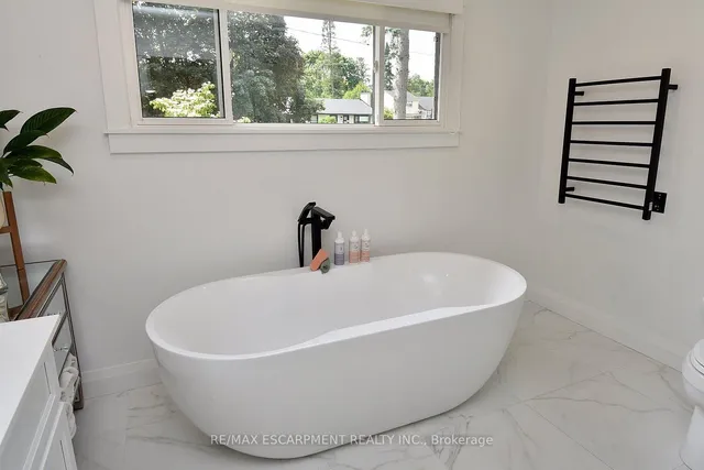 Additional image 24 of 290 Gardenview Dr