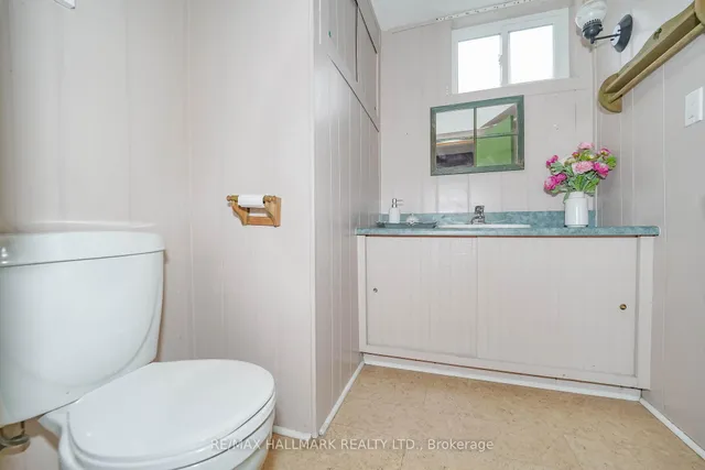 Additional image 35 of 4 Sherwood Ave