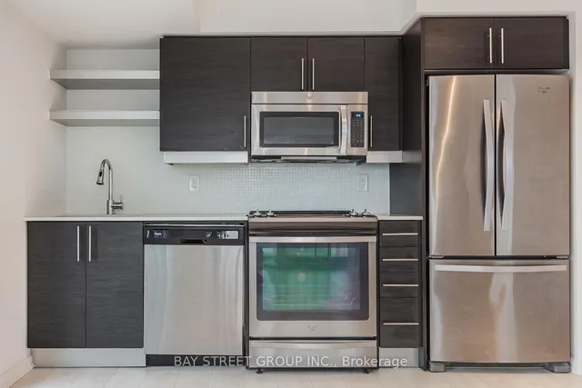Additional image 5 of 400 Adelaide St Unit 1615