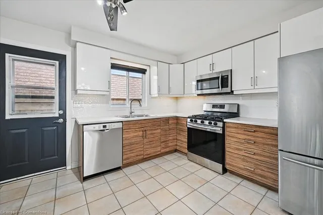 Additional image 11 of 69 Hillgarden Dr