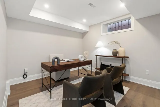 Additional image 38 of 971 Royal York Rd