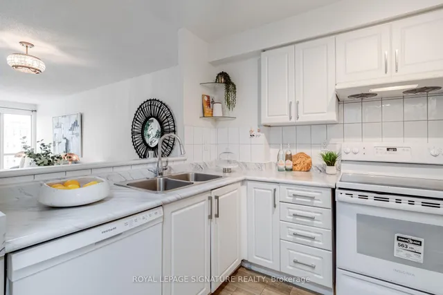 Additional image 11 of 18 Lee Centre Dr Unit 2203