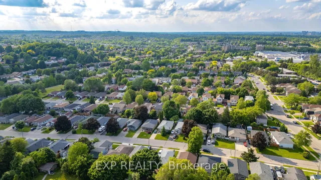 Additional image 41 of 178 Silver Aspen Cres