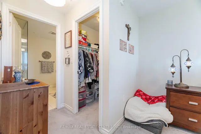 Additional image 32 of 630 Sauve St Unit 318