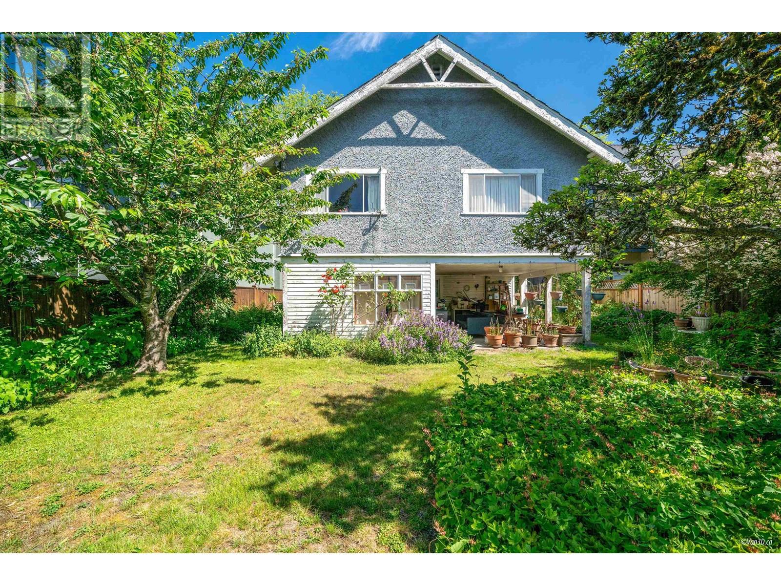 3550 W 28TH AVENUE|Vancouver, British Columbia V6S1S2