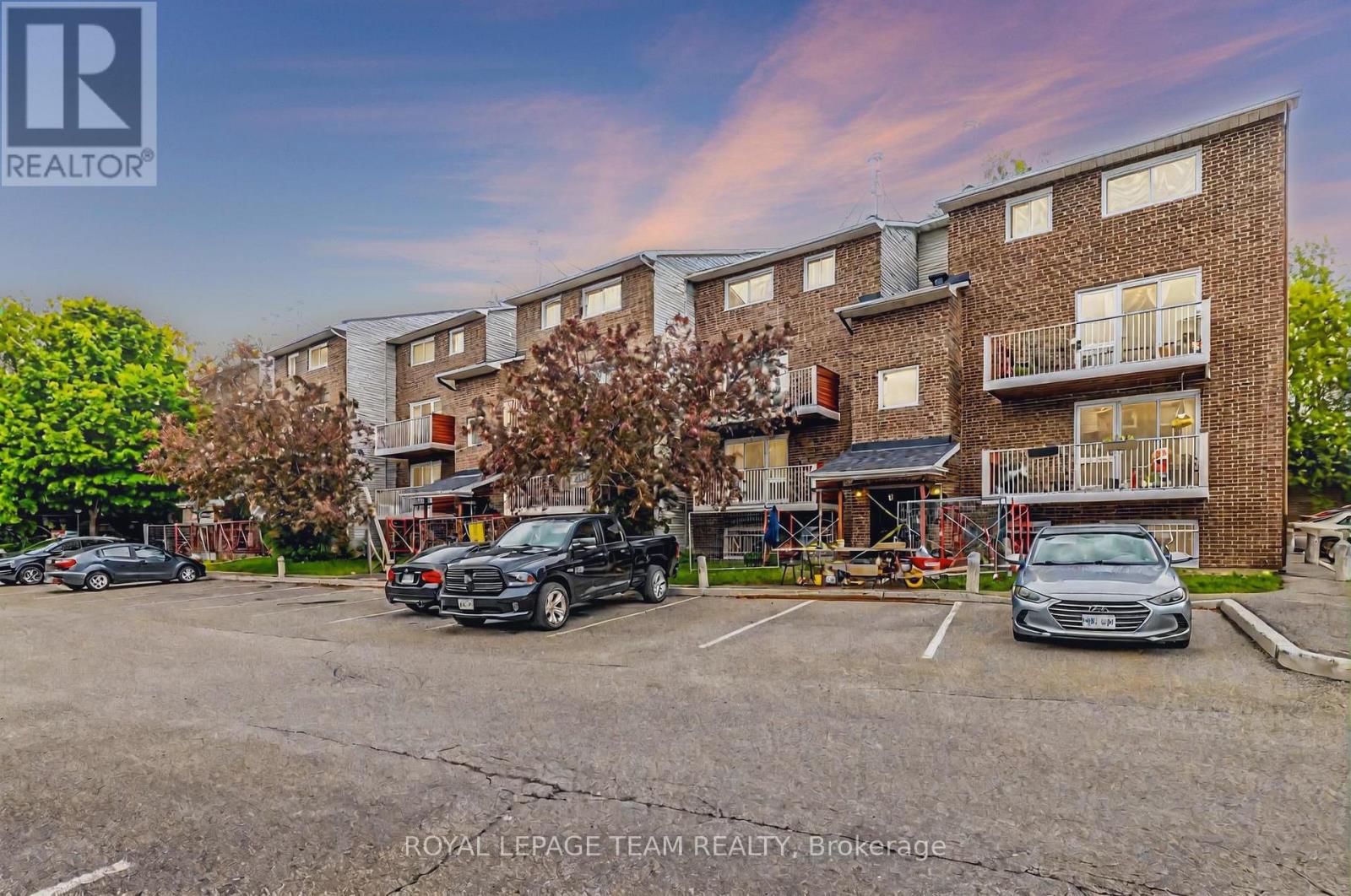 603 - 1589 ST. BERNARD STREET|Ottawa, Ontario K1T3H9