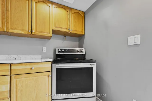 Additional image 14 of 18 Allandale St