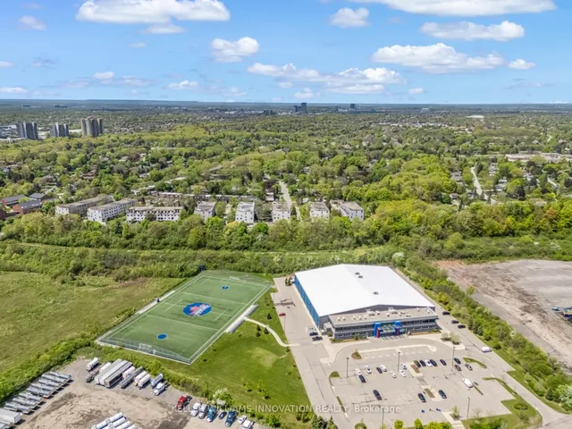 Additional image 31 of 1050 Falgarwood Dr Unit 121