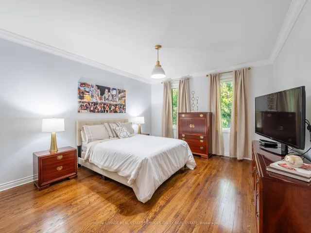 Additional image 25 of 12 Westmount Park Rd