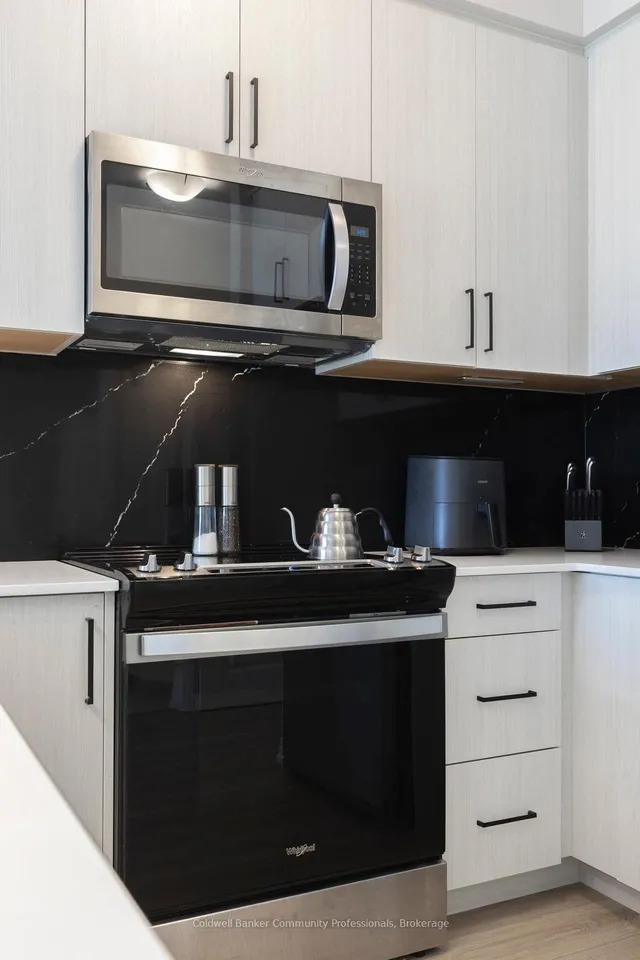 Additional image 12 of 120 Springvalley Cres Unit 208