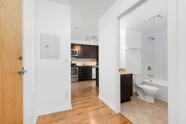 Additional image 6 of 38 Joe Shuster Way Unit 1910