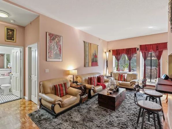 300 W 135th St APT 2J, New York, NY 10030