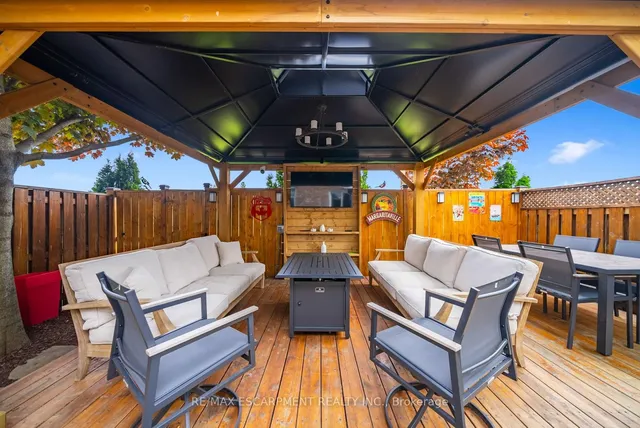 Additional image 40 of 16 OLIVIA Pl