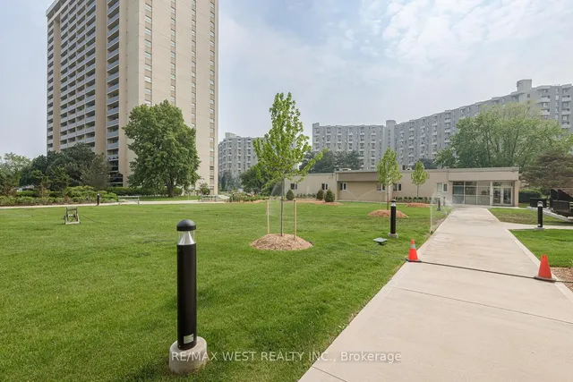 Additional image 24 of 820 Burnhamthorpe Rd Unit 1104