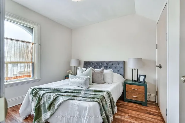 Additional image 24 of 15 PICTON St