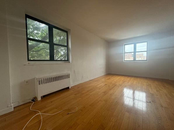 19 Hamilton Ter APT 3H, New York, NY 10031