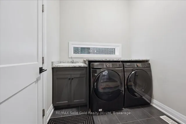 Additional image 17 of 43 Ian Ormston Dr