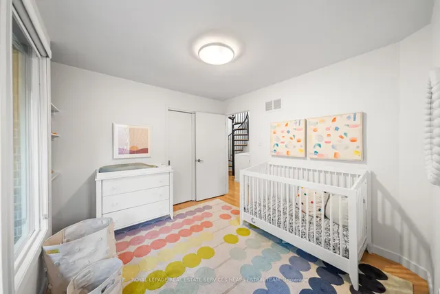 Additional image 26 of 418 St Clair Ave