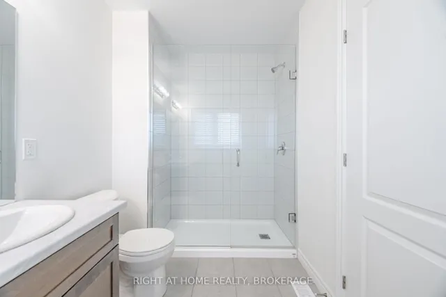 Additional image 19 of 30 Zoe Lane