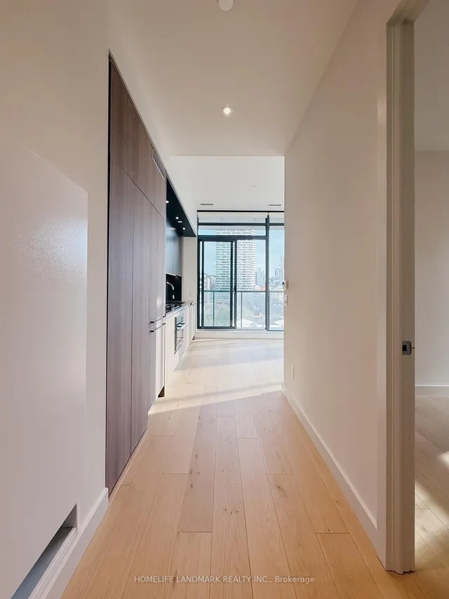 Additional image 10 of 81 Wellesley St Unit 603