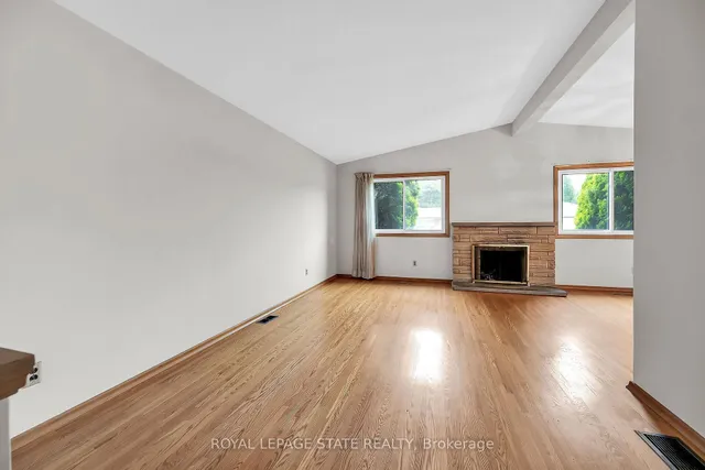 Additional image 28 of 27 San Fernando Dr