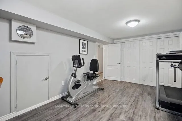 Additional image 30 of 1045 Dowland Cres