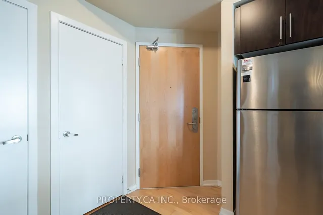 Additional image 20 of 55 Bremner Blvd Unit 2205