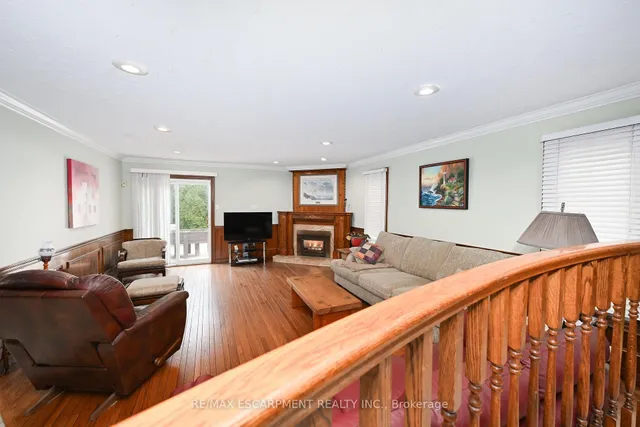 Additional image 23 of 7 Osgoode Crt