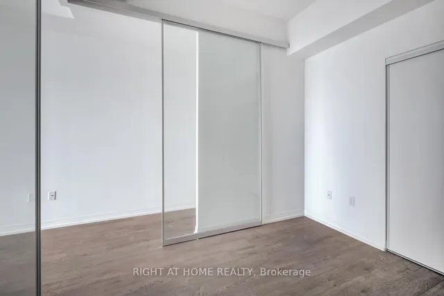 Additional image 11 of 251 Jarvis St Unit 1034