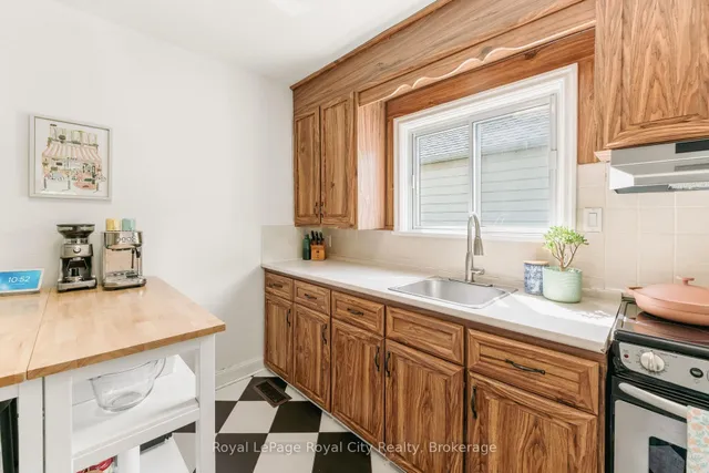 Additional image 13 of 307 Maple Ave