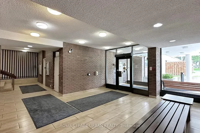 Additional image 38 of 20 Sunrise Ave Unit 102