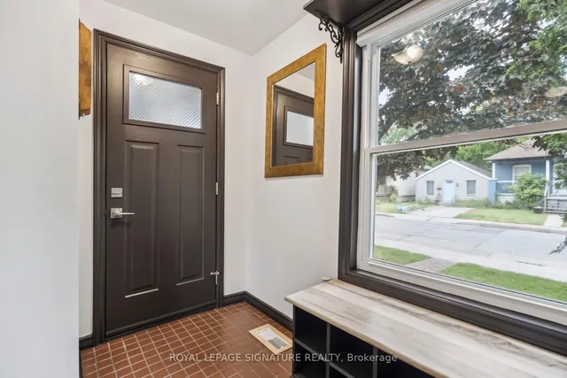 Additional image 7 of 20 Robins Ave