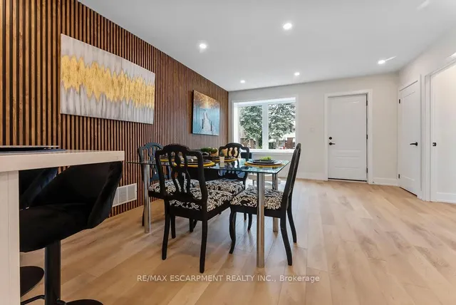 Additional image 6 of 272 East 15th St