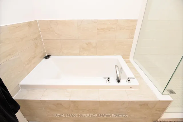 Additional image 39 of 3966 Thomas Alton Blvd