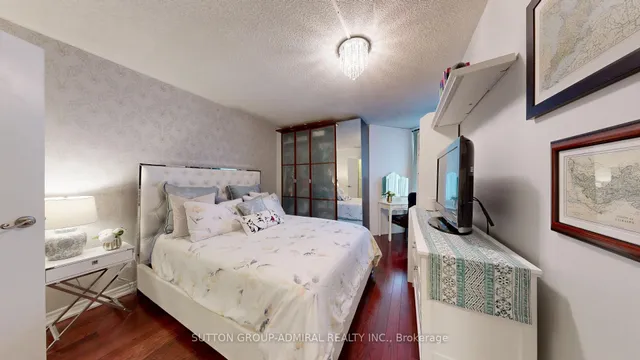 Additional image 25 of 633 Bay St Unit 201