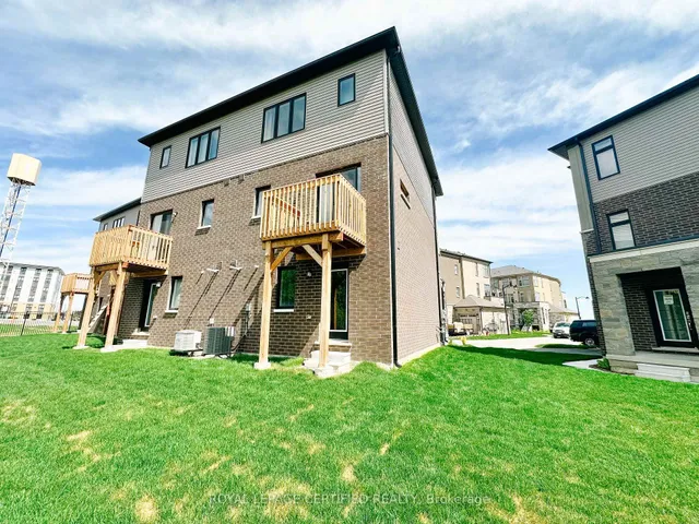 Additional image 3 of 68 Fieldridge Cres