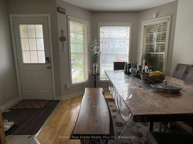 Additional image 3 of 719 Hutchinson Ave