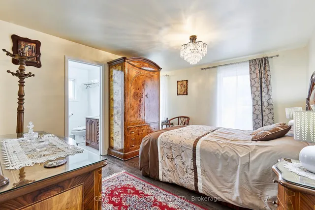 Additional image 23 of 40 Farmview Cres