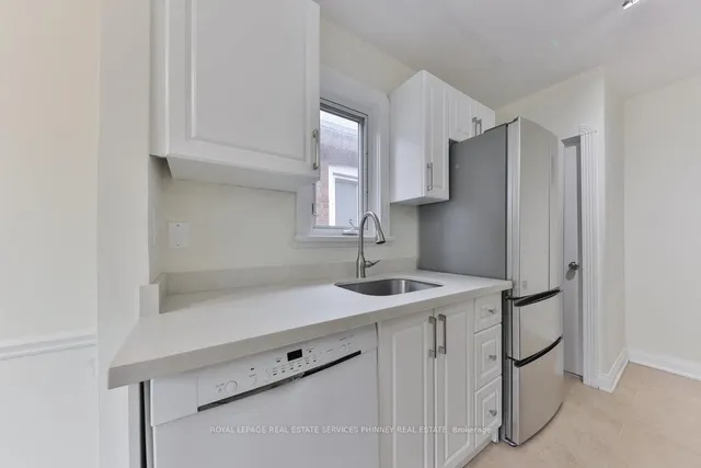 Additional image 10 of 409 Mortimer Ave