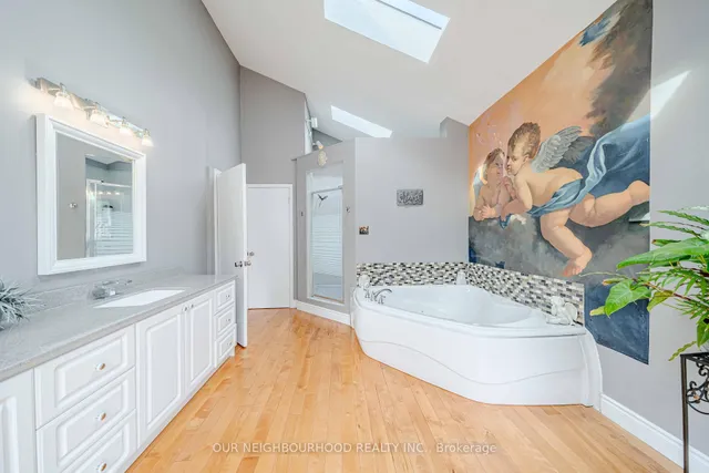 Additional image 20 of 15 Penetang Cres